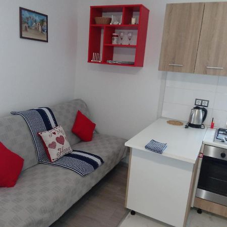 Kastelanic Apartman Brbinj Luaran gambar